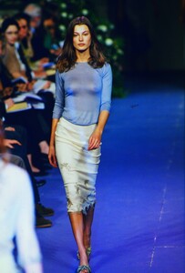 1302922406_ChloeSpring1999(21).thumb.jpg.4aeb1fb0adb0132feca999fd98a8391a.jpg