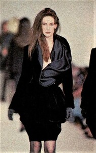 133883629_Chloe1988(1).thumb.jpg.4dfcf756daa95e6f5f53b3b009db9f1f.jpg