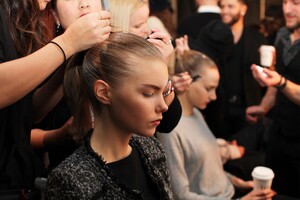 1425320922-sonjungwan_metrovelvet_fw15_00.jpg