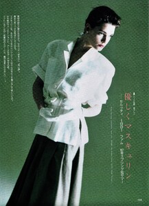 1437302183_MarieClaireJapon1987-4(30).thumb.jpg.19d41658371a3b34191b33019dd9a028.jpg