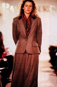 1469169303_MarieClaireJapon7-89RalphLauren(3).thumb.jpg.ee8a9f5fa0439ff0d3fe29be26e31649.jpg