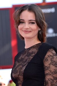 740full-aisling-franciosi (2).jpg