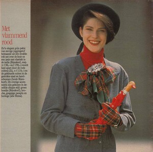 1987 Doctor's Bag Trend from Libelle magazine check umbrella.jpg