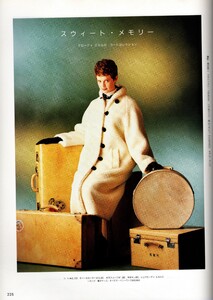 1700312785_MarieClaireJaponDec1988(5).thumb.jpg.3a400954f1412b8406fe4859c51e7a00.jpg