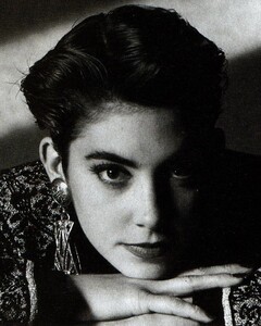 1844544017_StephanieMarieClaireJaponNov1987TsutomuOtsuka(1).thumb.jpg.5cf641a21a8a7ea08a75d30ae86fef85.jpg