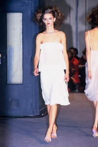 Junko Shimada 1999 Women RTW 21.jpg