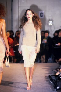 Junko Shimada 1999 Women RTW 40.jpg