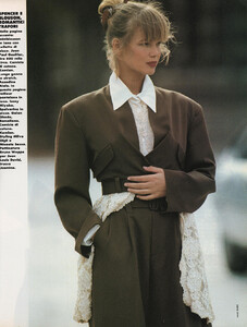 22-ELLEITdec88-m.LiseVanBussell-ph.HansFeurer.thumb.jpg.516210c15ff4c31f1ce5481c26c8f4a3.jpg