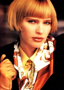 222868495_VogueAustraliaMarch1985EasyRiderRichardBailey6.thumb.jpg.0b2c9ba287caf2f0f7fdb786d898df61.jpg