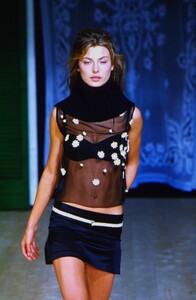 252882510_dolce-gabbana-fw-1999(5).thumb.jpg.30ba81fbb982cf97511b88dc59ccc44c.jpg