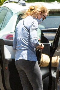       huf010621BZNimage111.jpg