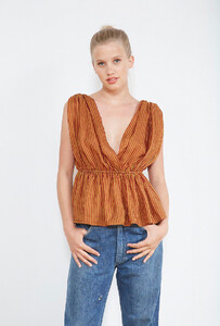 paris-fashion-store-women-red-stripe-top-chiquita-fashion-designer-clothes-paris (1).jpg