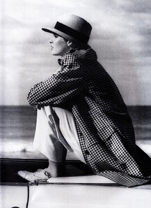 354882374_VogueAustraliaAugust1984YourePolishedRichardBailey6.thumb.jpg.8750d8adfa5e80944c8994638ec071a3.jpg