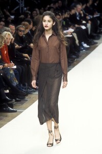 361683982_Cerruti1997WomenRTW23.thumb.jpg.8e8684872e8a35716a699a230f65c6fa.jpg