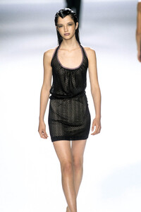 363810852_Missoni1998WomenRTW75.thumb.jpg.fe5e010d71c3428243c905a17d4efa84.jpg