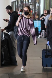       oli210621BZNimage114.jpg