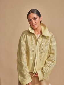      fur140621BZNimage18.jpg