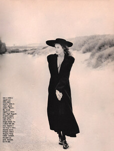 43-ELLEITnov87-m.MarieSophieWilsonCarr-ph.PeterLindbergh.thumb.jpg.9f6e10dcbf5ad40da63ee607a4a196da.jpg