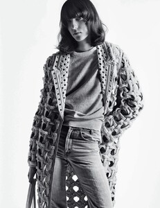 Vogue Espana 07.2021_es-page-002.jpg