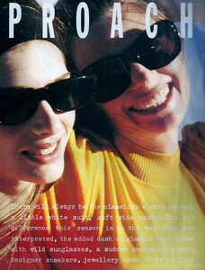 45919343_VogueAustraliaAugust1990ANewApproachPatricShawChristinaZimpelwithanneliese.thumb.jpg.56a2a500e34ccad3dcdb874296eac8eb.jpg