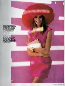 516282249_VogueAustraliaSeptember1990RethinkPinkPatricShawChristinaZimpel.thumb.jpg.b16608bdc8bcfb9511b4d10cefa377a9.jpg