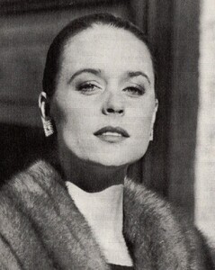 527503863_WMagazine1988-1990(22).thumb.jpg.d6afadfff0740a1145ddb0e5c02312a5.jpg