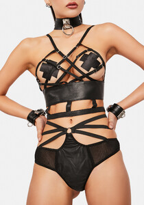 Faux Leather Strappy Two Piece Bra And Panty Set - Black_03.jpg