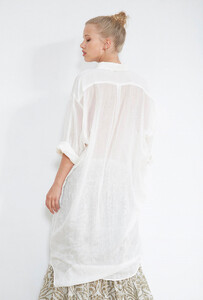 paris-fashion-store-women-ivory-shirt-antonia-fashion-designer-clothes-paris (3).jpg
