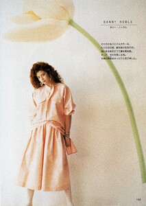 838618881_MarieClaireJapon1987-4NanaWatanabeMarita.(2).thumb.jpg.a9d9214eb94f9e17856b975660262144.jpg