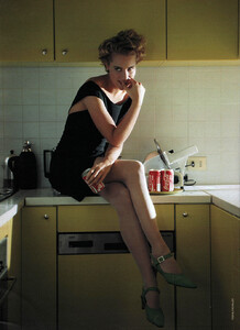 946911764_20-GRAZIAIT-21apr1991-m.LisaKaufmannph.PascalChevallier.thumb.jpg.6aec978e1bba229736efded79778d1de.jpg