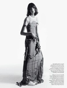 Vogue Espana 07.2021_es-page-010.jpg