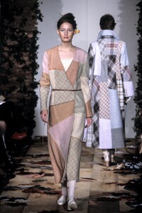 Keita Maruyama 1998 Women RTW 47.jpg