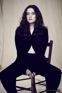 Alice-Englert-11.jpg