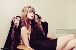 Alice-Englert-29.jpg