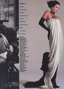 Avedon_US_Vogue_October_1984_16.thumb.jpg.5e0d3f5b0626f237c876c156f29dd072.jpg