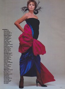 Avedon_US_Vogue_October_1984_19.thumb.jpg.5e896805767b58796ad3b207fd425225.jpg
