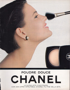 ChanelPoudreDouceAdGraziaIT251184no2283.thumb.jpg.5afb8ba71ba7ead42087c88448ca53eb.jpg