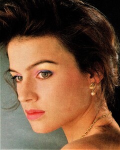 ELLEJapon8-86018.thumb.jpg.b0df8b76884d0cb8f92e2dafd4ae074c.jpg