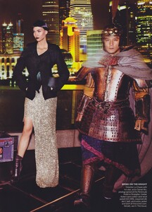 East_Testino_US_Vogue_September_2011_20.thumb.jpg.551d1d20042107bff919d24aa086c9a7.jpg