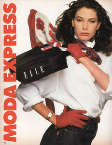 ElleSp0288no17Express.thumb.jpg.ab638301525e29879a3429376f61d886.jpg