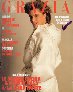 GraziaIT251184no2283cover.thumb.jpg.51ea8de3a43e3e66ae31625fdc452642.jpg