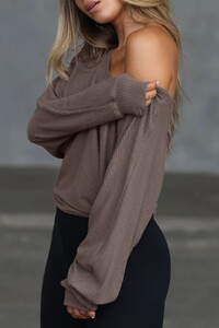 Joah-Brown-Slouchy-Dolman-Long-Sleeve-Espresso-Rib-Sweater-Knit-The-Body-Legging-Sueded-Onyx-The-Official-Cap-Mauve-839-.jpg