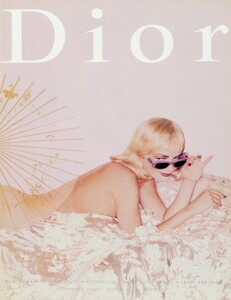 Knight_Dior_Fall_Winter_1997_98_12.thumb.jpg.5b4e6723ef6c9930bbfed2b42f281f30.jpg