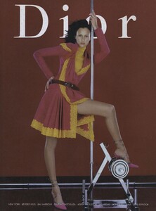 Knight_Dior_Fall_Winter_1998_99_04.thumb.jpg.4c9bbdb2145a6b38733fec0aa3ffe77d.jpg