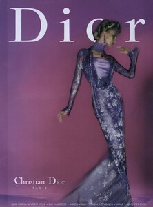 Knight_Dior_Spring_Summer_1998_01.thumb.jpg.657a2e875f0fcc3f4eedcb2f21484493.jpg