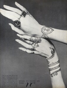 Massey_Rubartelli_US_Vogue_April_15th_1968_03.thumb.jpg.c1ba3f88eebdc60466188c1c8e61be24.jpg