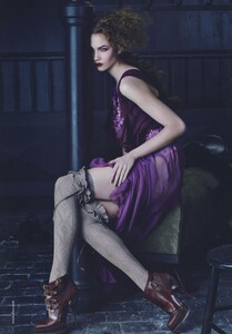 Meisel_Dior_Fall_Winter_2010_11_01.thumb.jpg.b7f0b229a5edd8468c9a7cf3adabb572.jpg