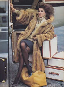 Meisel_US_Vogue_September_1985_04.thumb.jpg.ac13d5b2b436ef865b65b955fa7f0570.jpg