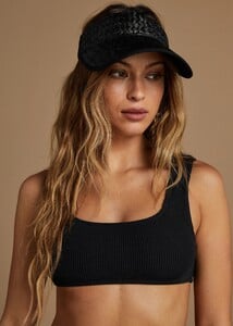 NEWVISORS_SHOPTANLINESSWIM_2426.jpg