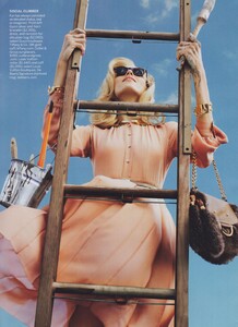 Prager_US_Vogue_September_2011_05.thumb.jpg.7ed5577bb41f40053b95bb1b2aa64cb4.jpg